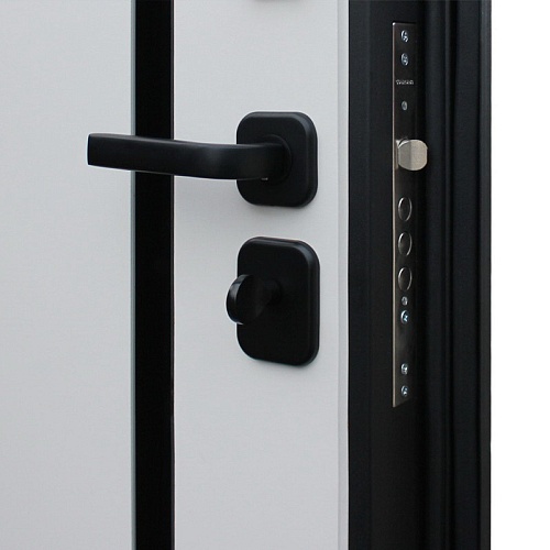 Входная дверь Ньюкасл